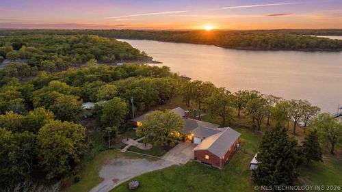 111480 S 4180 Rd, Checotah, OK, 74426-2633 | Card Image