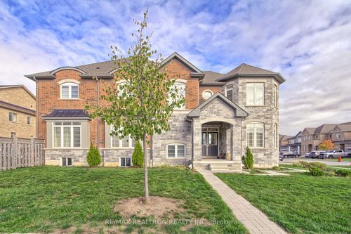 2236 Lozenby St, Innisfil, ON, L9S0M8 | Card Image