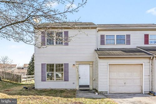 2949 Milky Way, DOVER, PA, 17315-4673 | Card Image