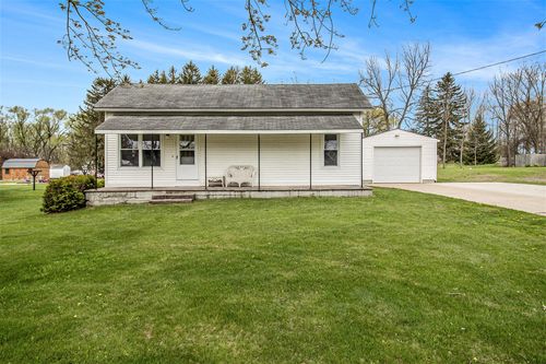 185 S Madison Ave, Custer, MI, 49405-9612 | Card Image