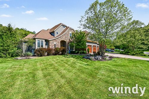 1330 Glen Ellyn Dr, Grand Rapids, MI, 49546-3887 | Card Image