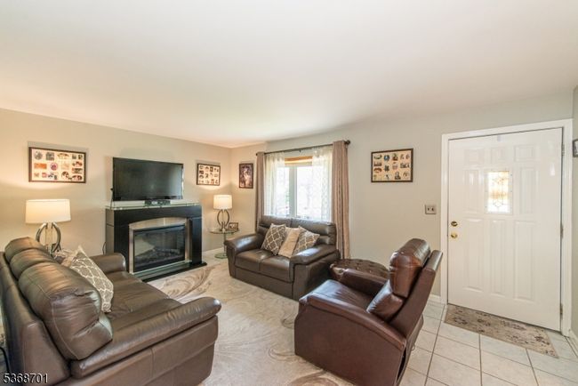20 Bryant Ave, House other with 3 bedrooms, 3 bathrooms and null parking in Bloomfield NJ | Image 6