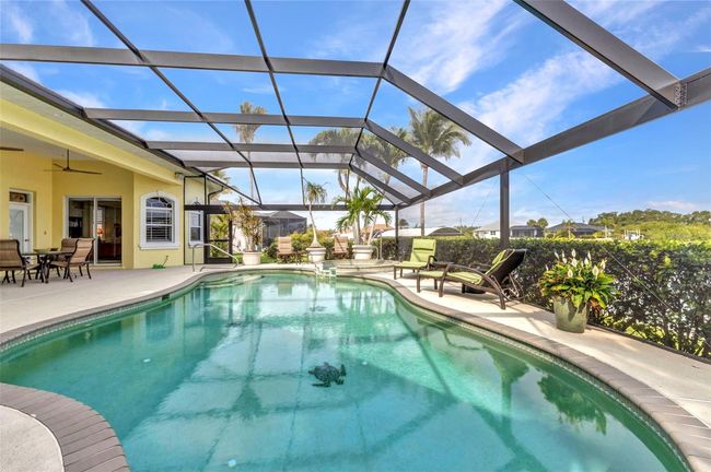 15490 Seafoam Cir, House other with 3 bedrooms, 3 bathrooms and null parking in PORT CHARLOTTE FL | Image 58