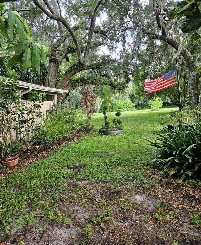 15222 Lost Lake Ln, House other with 8 bedrooms, 4 bathrooms and null parking in LITHIA FL | Image 54