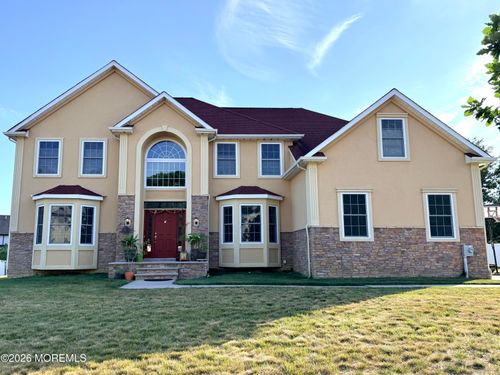 1 Hillcrest Rd, Morganville, NJ, 07751-4169 | Card Image