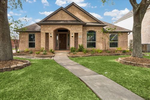 2110 Barrington Pointe Dr, League City, TX, 77573-3951 | Card Image