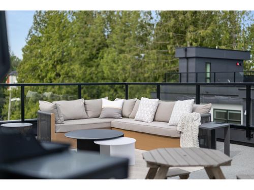 30-20335 70a Ave, Langley, BC, V2Y3V8 | Card Image