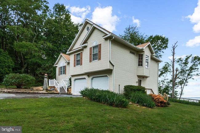 1753 N Independence Dr, House other with 3 bedrooms, 3 bathrooms and null parking in Montross VA | Image 5