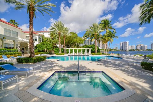 13101-3245 Ne 184th St, Aventura, FL, 33160-4982 | Card Image