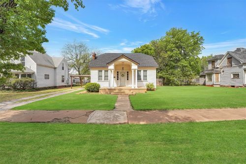 121 S Randlett St, Hobart, OK, 73651-3421 | Card Image