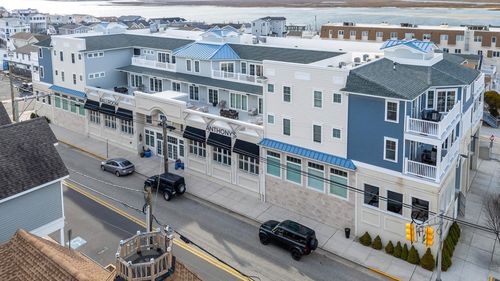 302-8600 Landis Ave, Sea Isle City, NJ, 08243-1061 | Card Image