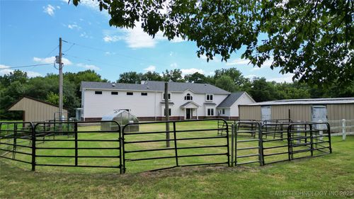 9084 N Osage Dr, Sperry, OK, 74073 | Card Image