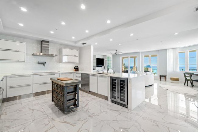 APT-502 - 155 Ocean Ave, Condo with 3 bedrooms, 4 bathrooms and null parking in Palm Beach Shores FL | Image 17