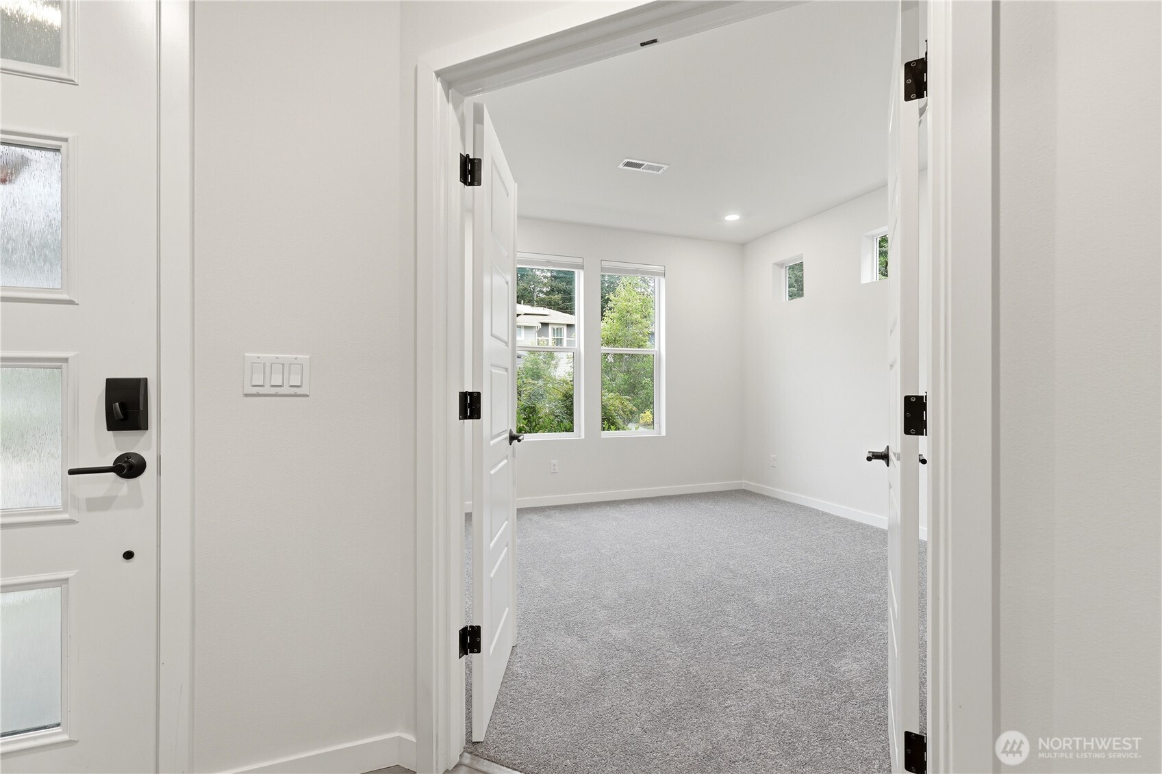 Residential in Black Diamond 5