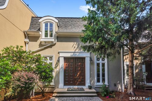 6-19 Thermos Ave, Norwich, CT, 06360-6955 | Card Image