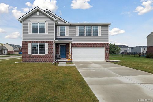 58340 Salt River Ct, New Haven, MI, 48048-3323 | Card Image