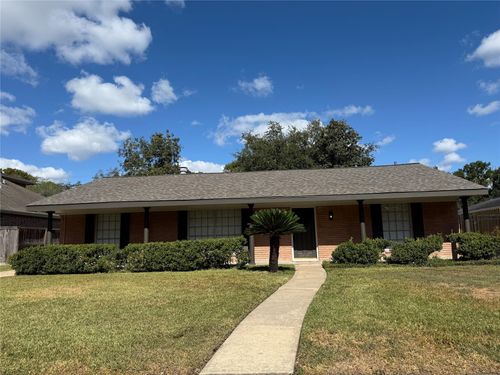 5810 Cheena Dr, Houston, TX, 77096-5902 | Card Image