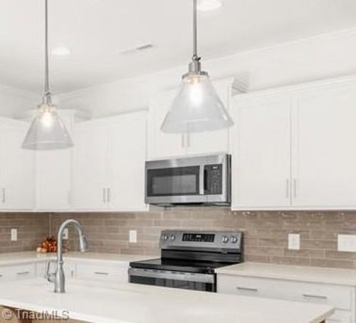 3600 Townland Circle, Clemmons, NC, 27012 | Card Image