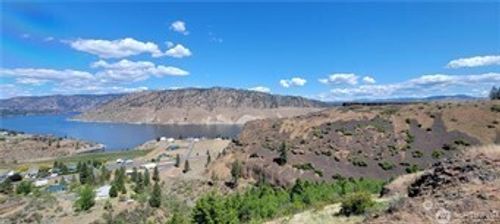 25999 Skyview Pl E, Creston, WA, 99147-5111 | Card Image