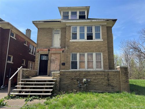3417 Gray St, Detroit, MI, 48215-2451 | Card Image