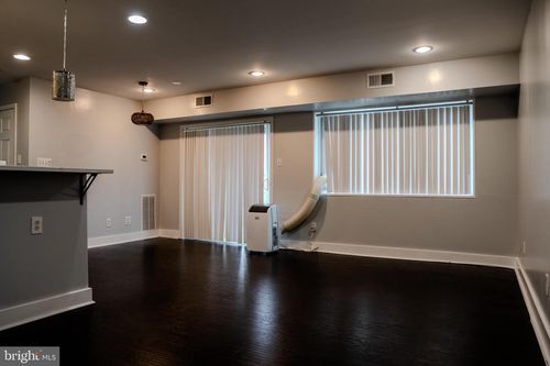 apt-104-4270 E Capitol St Ne, WASHINGTON, DC, 20019-4491 | Card Image