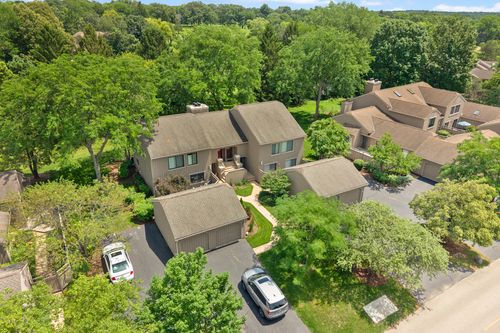d-1285 Oak Hill Rd, Lake Barrington, IL, 60010-3810 | Card Image