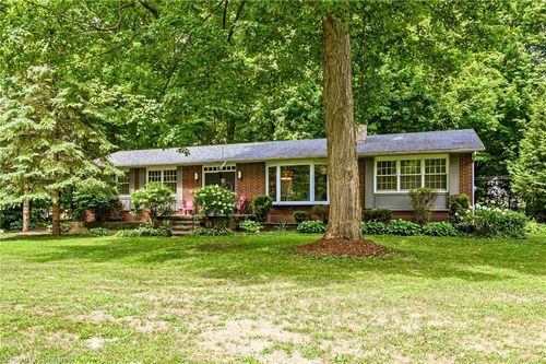 587 Windham 13 Road, Nixon, ON, N4B2W5 | Card Image