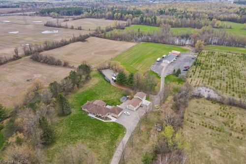 4290 Victoria Rd S, Puslinch, ON, N0B2J0 | Card Image