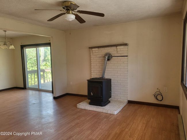 Pellet Stove in Upper Level | Image 6