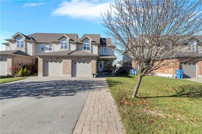 84 Wilton Rd, Townhouse with 3 bedrooms, 3 bathrooms and 2 parking in Guelph ON | Image 1