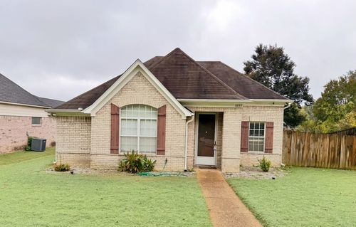 8833 Macon Rd, Cordova, TN, 38018-6153 | Card Image