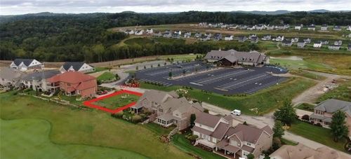 2001 Blackthorne Dr, Jeannette, PA, 15644 | Card Image