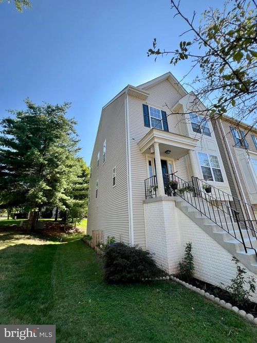 47379 Darkhollow Falls Ter, STERLING, VA, 20165-2421 | Card Image