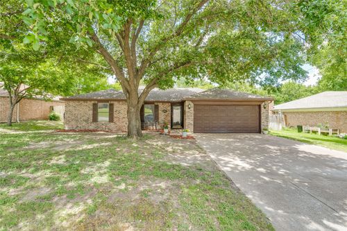 6516 Cliffside Dr, Edgecliff Village, TX, 76134-2722 | Card Image