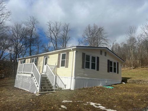 250 Old Walsall Rd, Johnstown, PA, 15904-4314 | Card Image