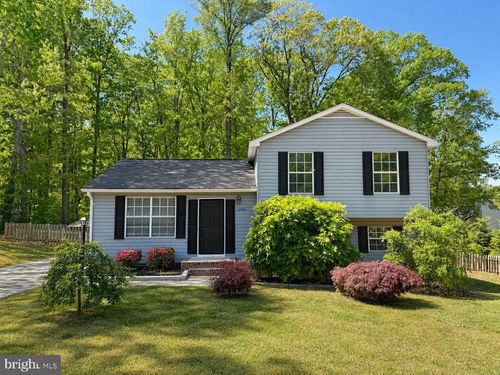 10910 Chesterwood Dr, SPOTSYLVANIA, VA, 22553-1649 | Card Image