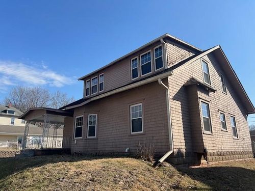 2828 Francis St, Saint Joseph, MO, 64501-3353 | Card Image