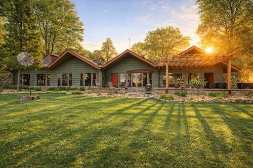 6575 145th St E, Northfield, MN, 55057-4617 | Card Image