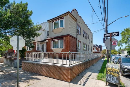 9302 202nd St, Hollis, NY, 11423-3017 | Card Image