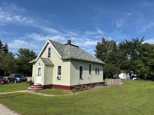 410 Conley Ave S, Thief River Falls, MN, 56701-3118 | Card Image