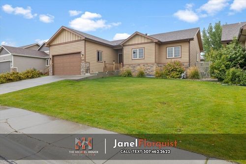 5250 Waterford, Casper, WY, 82609-3394 | Card Image