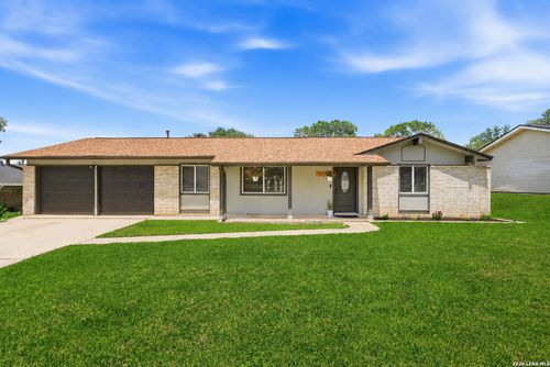 12902 Lone Shadow Trl, Live Oak, TX, 78233-2717 | Card Image