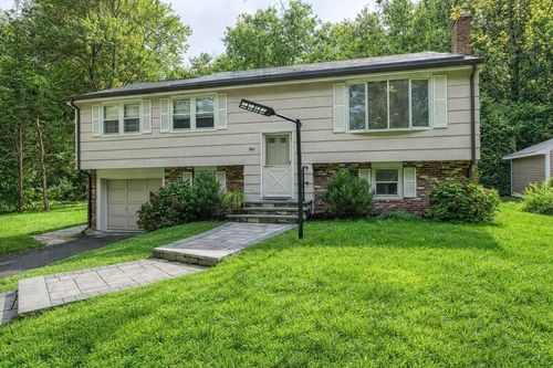 90 Charles Cir, Stoughton, MA, 02072-2029 | Card Image