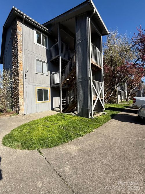 c101-128 Zeb St, Boone, NC, 28607-4801 | Card Image