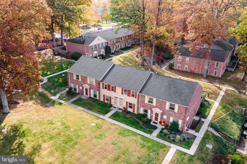 l-136 Nottoway Dr, PENLLYN, PA, 19422-1131 | Card Image