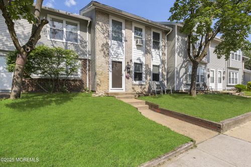 108 Tudor Ct, Lakewood, NJ, 08701-1471 | Card Image