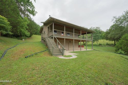 559 Springbrook Ln, Washburn, TN, 37888-4721 | Card Image