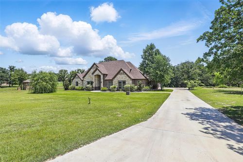 209 Ellis Creek Dr, Weatherford, TX, 76085-1656 | Card Image