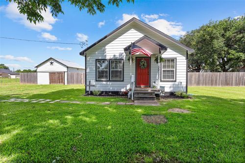 6122 Avenue A, Santa Fe, TX, 77510-8266 | Card Image