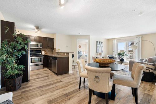 5209-69 Country Village Manor Ne, Calgary, AB, T3K0P1 | Card Image